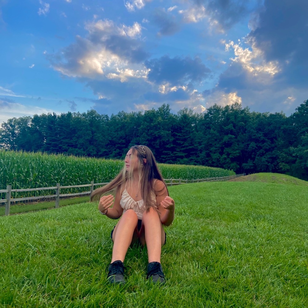 Meet your Posher, Olivia